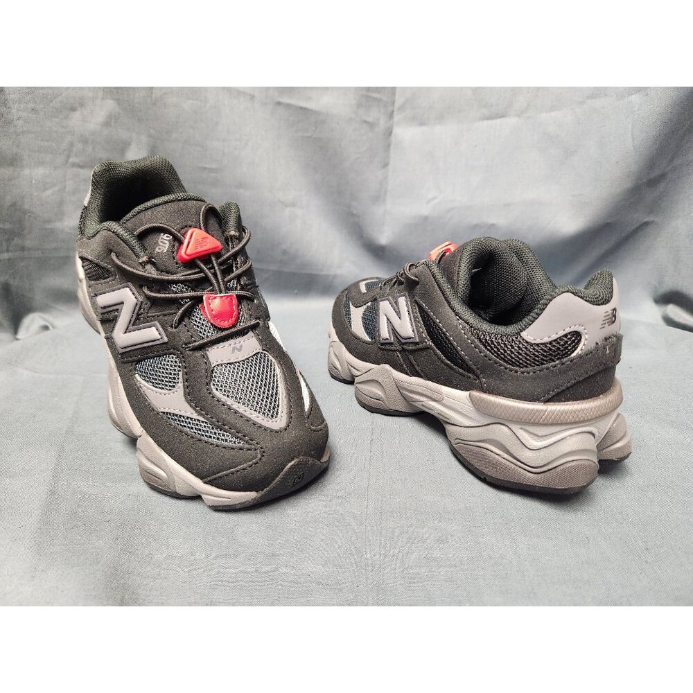 New Balance Toddlers 9060 Sneakers Slip On IV9060BK Black Size 6 NEW NO BOX!